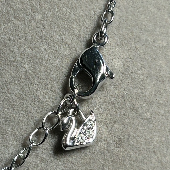 Swarovski Crystal Generation Pendant White Rhodium Plated 16” Signed Necklace - Picture 3 of 8